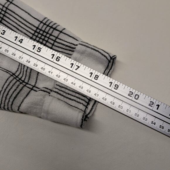 J.Jill Flannel White and Black Long Sleeve Size Large - Picture 7 of 9